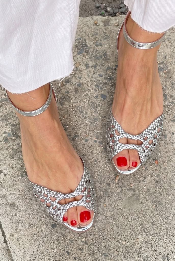 Isadora Woven Gold Comfort Sandals
