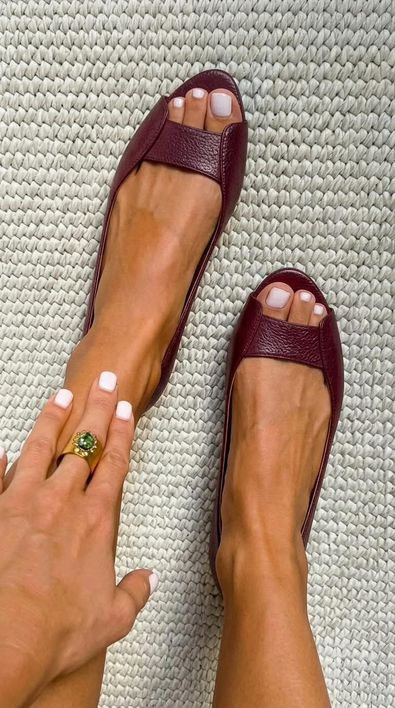 Adelina Golden Sandals Chic Comfort