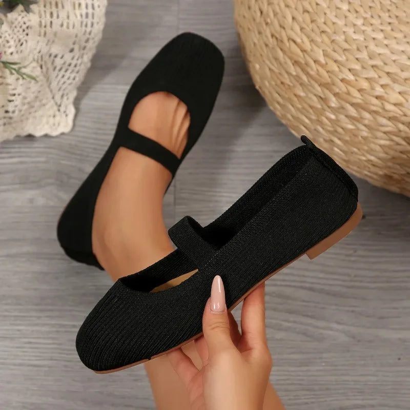 Elegant Mary Jane Flats – Lightweight, Comfortable & Timelessly Beautiful
